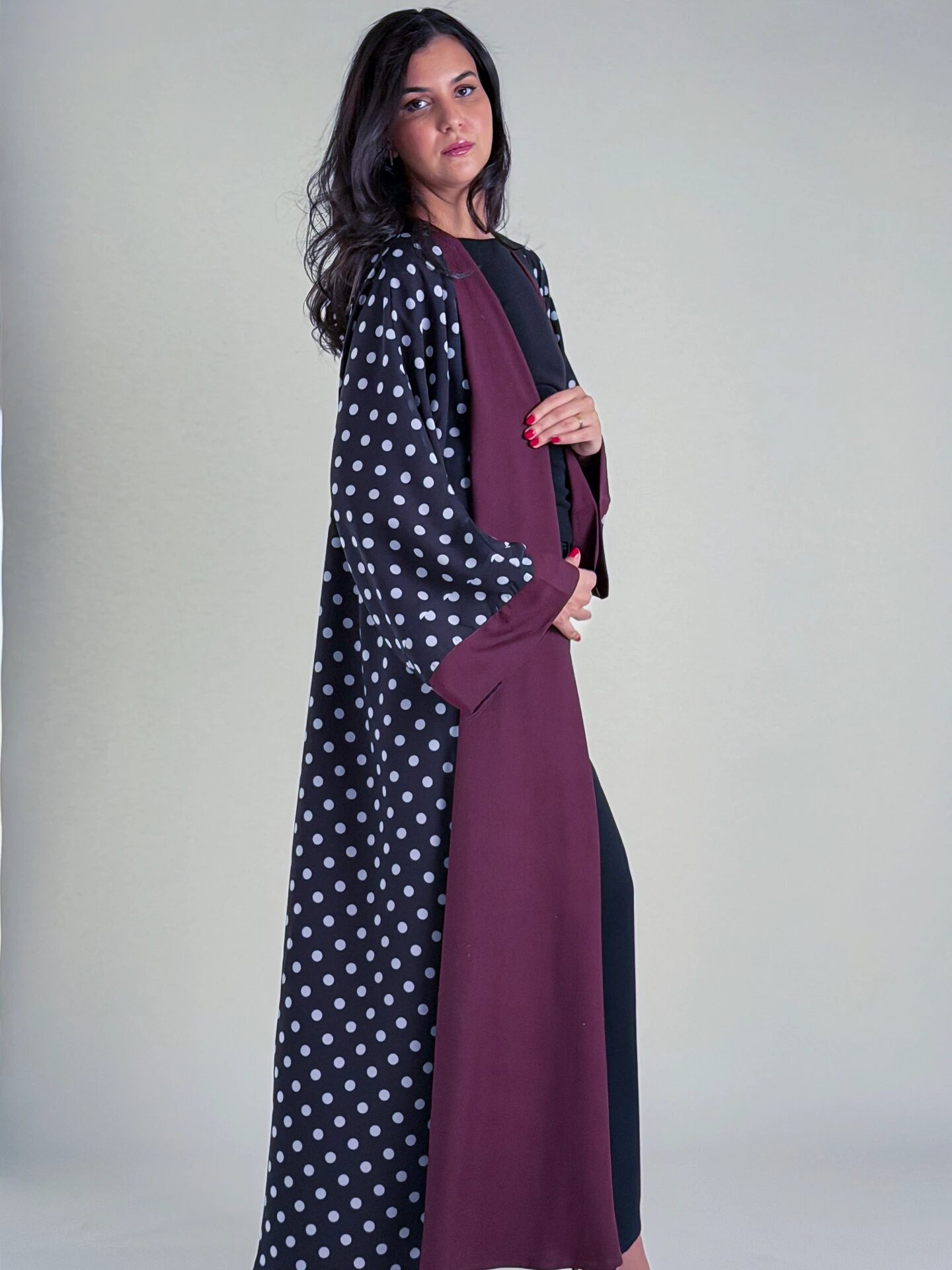 Abaya Najma — Qamarayn